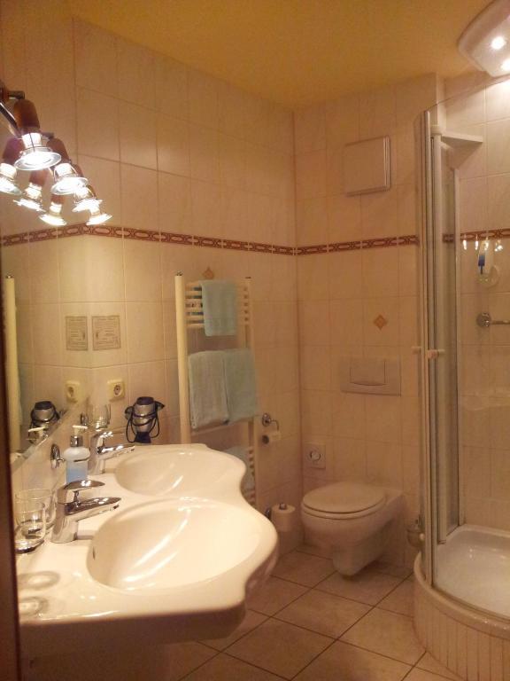 אוברוויזנטל Gasthaus-Pension Herberger חדר תמונה